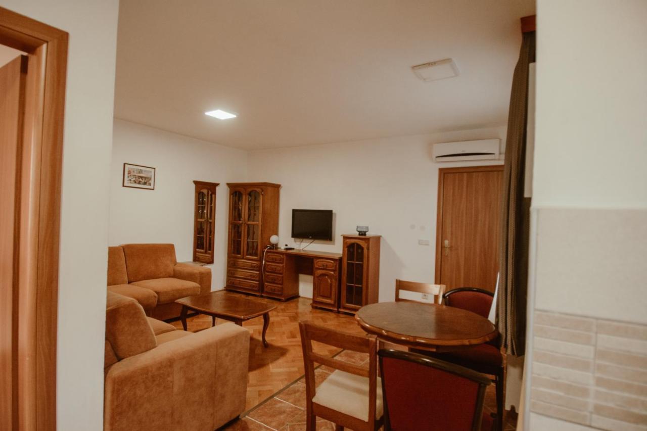 Perla Apartment *
