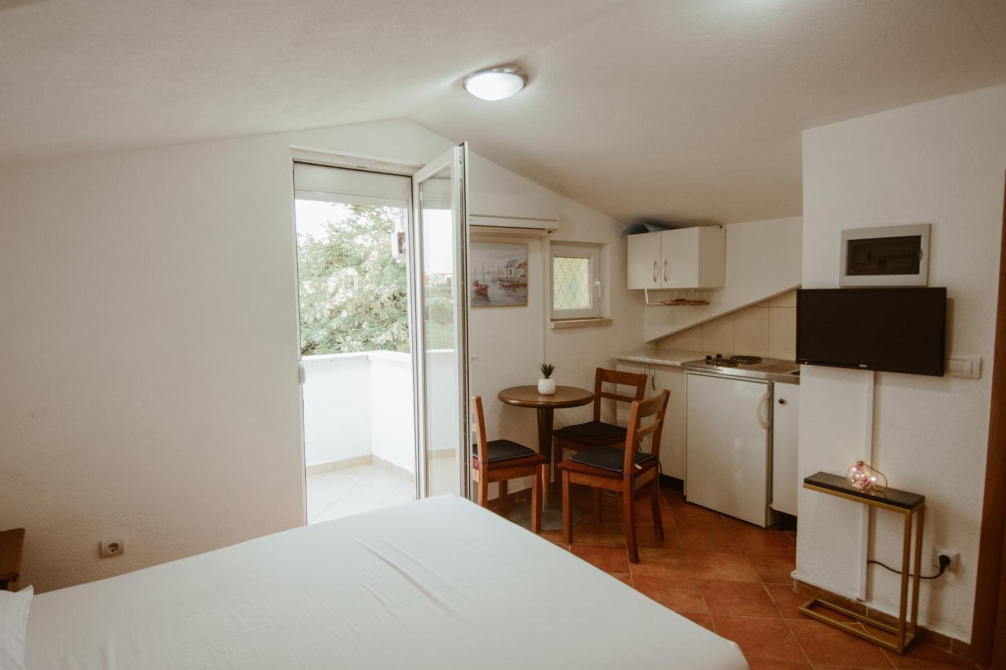 Apartment Perla *